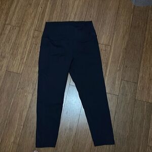 Zyia Capri with side pockets